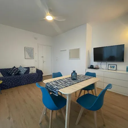 Stella Di Mare Blu Apartment